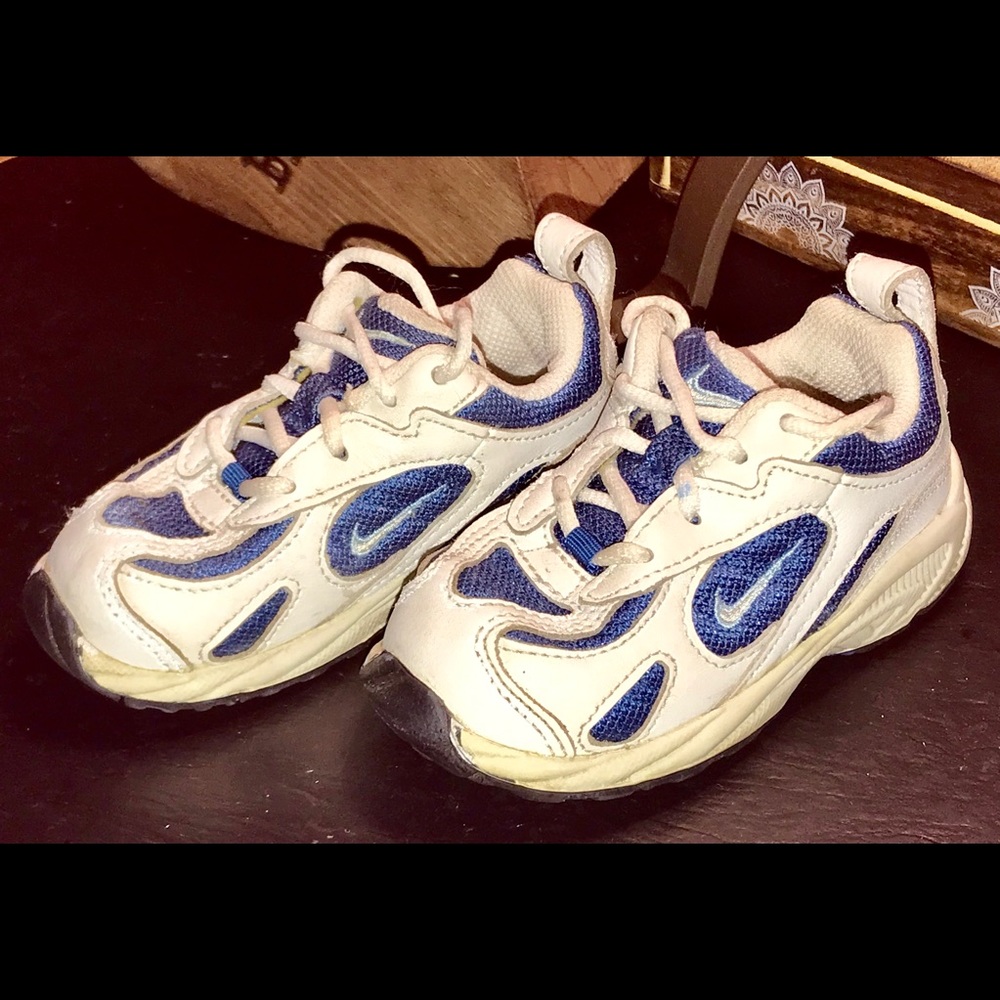 Nike Infant Boys Lace Up Shoes Size 6C